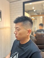 ジェントル(GENTLE)&nbsp;清潔感あるフェードで魅せる束感ベリーショート