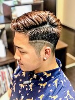 オムヘアーツー (HOMME HAIR 2) #ローフェード#barberstyle #髪質改善パーマ #Hommehair2nd 櫻井