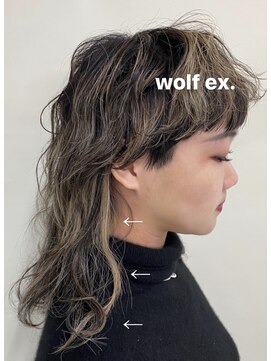 ヘアー アレス(hair ales) おしゃれ女子のウルフヘア　エクステ　インナーカラー