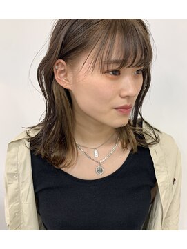 フィル(fil) ミディアム/イヤリングカラー