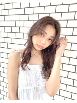 ドッグマニアピンチアオヤマ(DOGMANIA PiNCH AOYAMA) エアリーミディアム/透明感カラー/顔まわりレイヤー