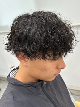 フゥ 宇都宮(FeU) 波巻きスパイラルパーマツイストパーマメンズマッシュパーマ