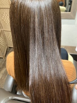 ユーリカ リチェルコ 四天王寺前夕陽ケ丘店 縮毛矯正/酸性ストレート