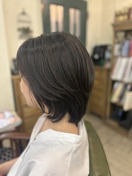 ソレイユ 新宿御苑前 (SOLEIL) レイヤーウルフボブ