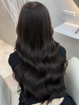 エス(Ess) 美髪/ワイドバング/ホワイトブロンド[髪質改善/ヘアセット/大宮]