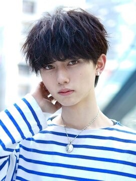 ナチュラル 渋谷(NATURAL) フェザーパーマ/スパイキーショート/サーフカール[メンズ/渋谷]