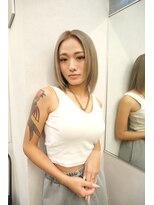 ログ 渋谷(L.O.G) ミルクティーアッシュベージュハイトーンカラー