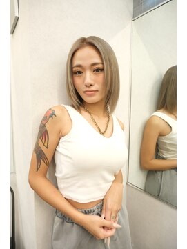 ログ 渋谷(L.O.G) ミルクティーアッシュベージュハイトーンカラー