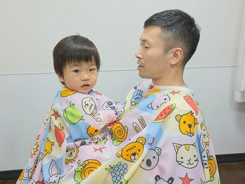 髪ファッション四季 巣鴨店の写真/【巣鴨 お手頃価格×高技術サロン】お子様と一緒にカットOK！親子で一緒に通えるアットホームなサロン★