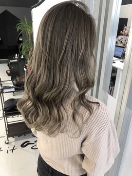 キング 枚方店(K!ng) 高級ブロンドカラー