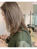 シキ 渋谷(siki) 【siki】くすみベージュロブ(原宿/表参道)