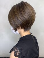 オースト ヘアー ステラ 新宿店(Aust hair Stella)&nbsp;大人かわいいショートレイヤー×ヌーディーグレージュ