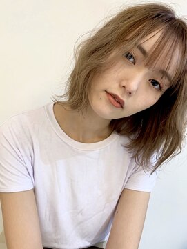 スリー(THREE) レイヤーボブ