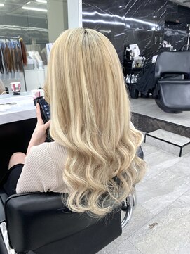 グロウ 渋谷(grow) プルエクステでブロンドロングヘア