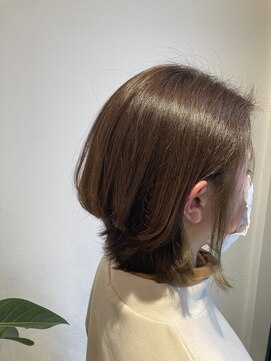 キー(KEY) ショートウルフ インナーカラー