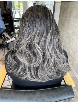 ラフトーキョウセカンド(RAF TOKYO 2nd) NAO流バレイヤージュ×ホワイティラベンダー