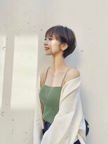 アイドットプラス 表参道(i.+omotesando)&nbsp;グレージュカラー斜めバング丸みショート