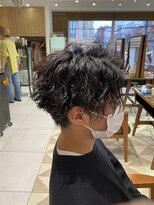 リボーン ビューティー リゾート 松戸店(re-born Beauty Resort) ベリーショートウルフカルマパーマアッシュブラック