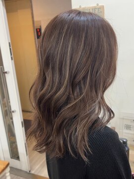 ラゴム 池袋(LAGOM) 8レベルベースのナチュラルハイライト[池袋/髪質改善]