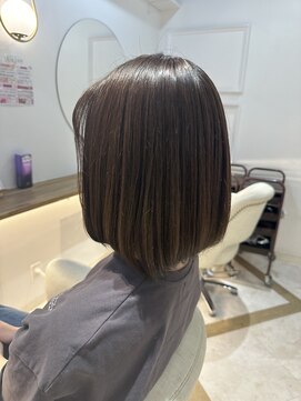 ラビス クローバー(Lovis clover) 『ゆうあ』アッシュブラウン♪♪熊谷/ワンカラー