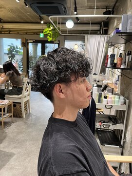 ゼストカロン(ZEST Kalon) モテ確定！女子が好むパーマスタイルつくります