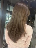 ツヤ髪グレージュカラー×レイヤーカット【CHICA】