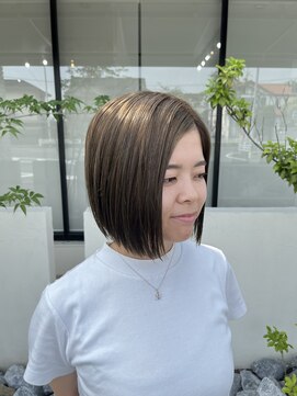 リコリス(licoris) ボブ＋オリーブベージュ