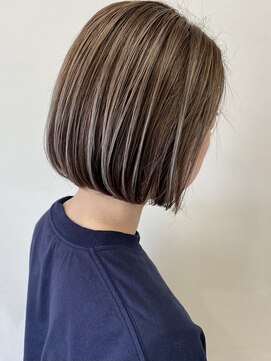 リタ ヘアメイク(Rita hair make) ミニボブ×ポイントカラー