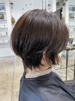 ヨルプラスディ(yoru+D)&nbsp;くびれショートボブ