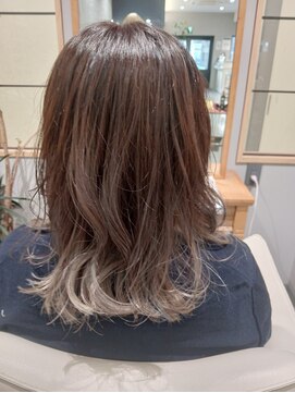 ファム 楽々園店(femme) グラデーションカラー