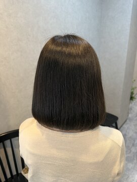 アーサス バイ ヘッドライト 三島店(ursus by HEADLIGHT) シンプルなロブ