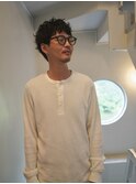 シャドウパーマ