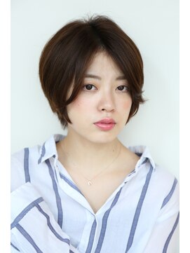 アユラ イオン八戸田向店(AyuRa) 小顔効果◎センターパートの丸みショート【八戸田向店】