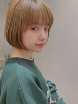 スタイリングも簡単　王道丸みショート