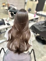 アンダーバーホワイト(_WHITE)&nbsp;レイヤーカット　ハリケア髪質改善