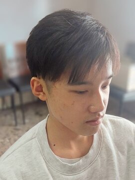 タカ(TAKA) 刈り上げスタイル