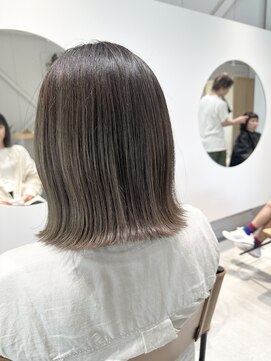 オーラ(ora) ぱつっとボブスタイルで時短スタイリング!