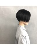 【mono  柏】襟足刈り上げ前下がりショート