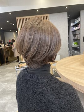 リファインド(REFINED) モカムースで柔らかい質感のボブスタイル　　村田