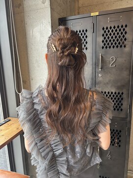 ブルー JR高槻本店(BLUE) カチモリハーフアップ