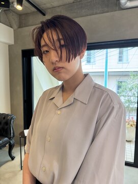 ジェリーリー(JERRY LEE) 前下がりボブ