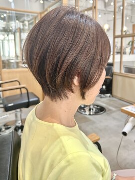 フェリアファム 北千里(FERIA fam) 縮毛矯正/北千里/ショート/ブリーチ/インナー／ボブ/髪質改善