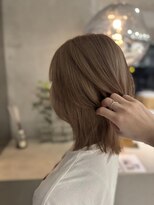 ニカイ(2F)&nbsp;ミルクティー／ミディアムヘア