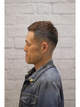 グレイスフル バーバープラチナム 六本木店(Graceful Barber platinum) ロンポワンフェードショート