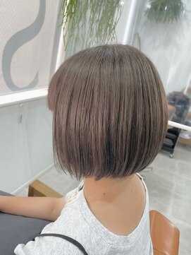 バトー バイ トリコ 船橋北口店(BATEAU by tricot) グレージュカラー/ダブルカラー