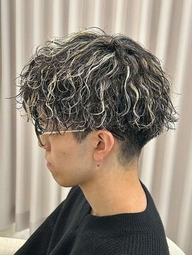 サイクル(CYCLE) MEN'S HAIR/波巻ツイストスパイラル／フェザーパーマ/伊勢崎