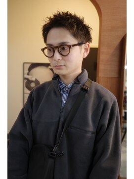 エディ(Edy) メンズスパイキーショート刈り上げブラウンカラー眉毛カット岡山