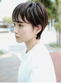 大人可愛い/ショートボブ/白髪ぼかしカラー/ハンサムショート