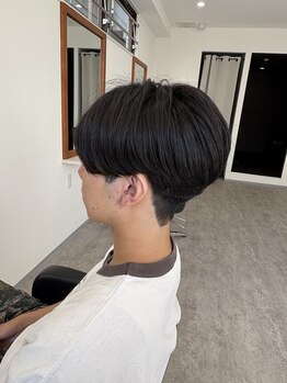 リタ(RitA)の写真/【メンズ特化】ON/OFF決まる似合わせスタイル★扱いやすさ抜群のカット&パーマで清潔感UP