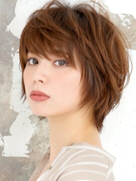 フミ(Fumi) アクティブショート